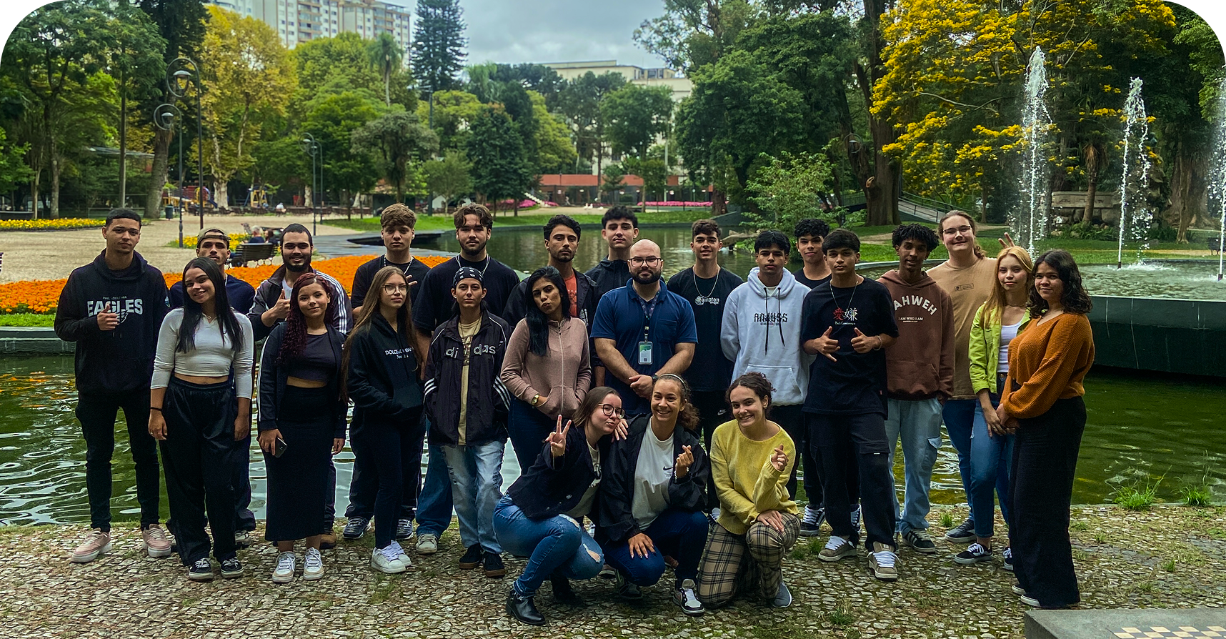Jovens participantes da Pensare